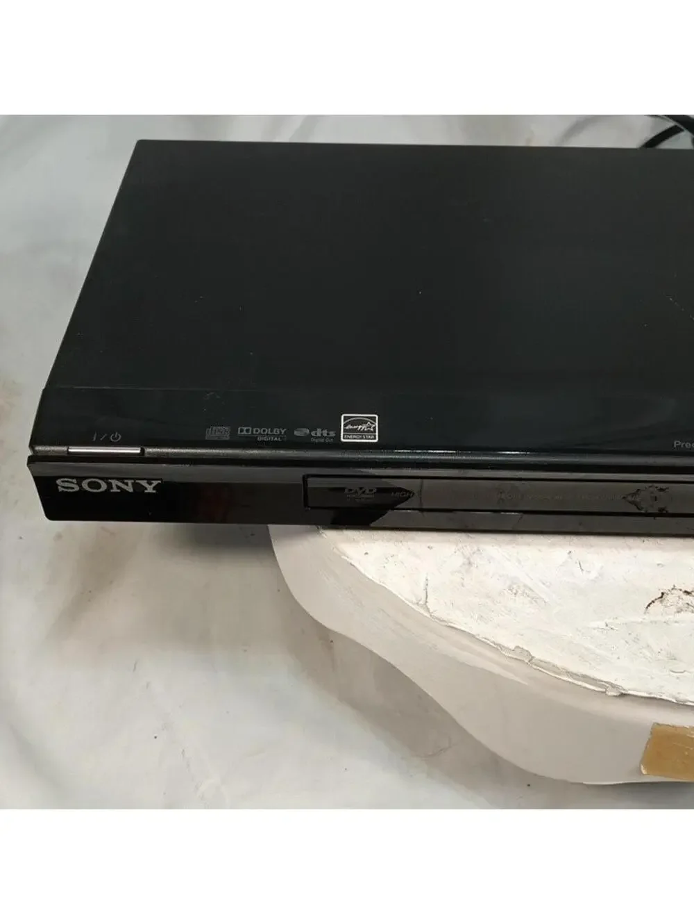 Sony DVP-NS710H CD/DVD player.